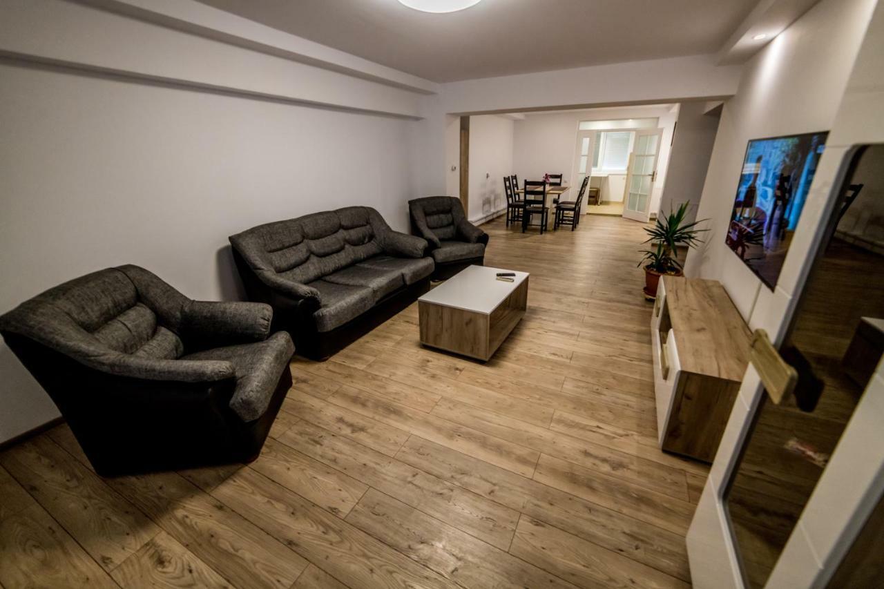 德瓦Apartament Sorina Maria公寓 外观 照片