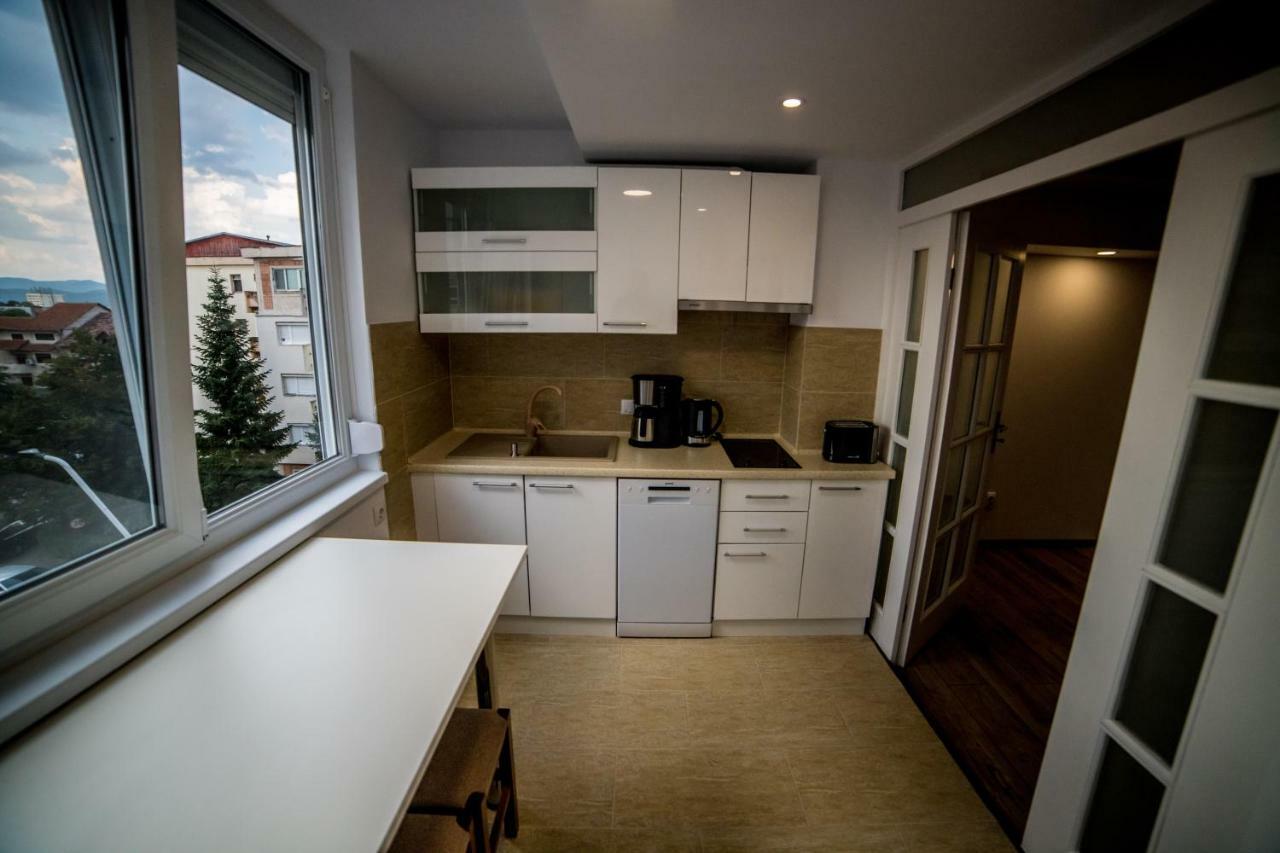 德瓦Apartament Sorina Maria公寓 外观 照片