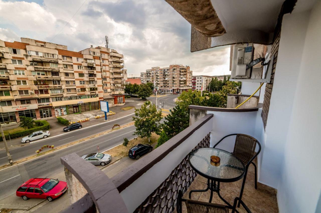 德瓦Apartament Sorina Maria公寓 外观 照片