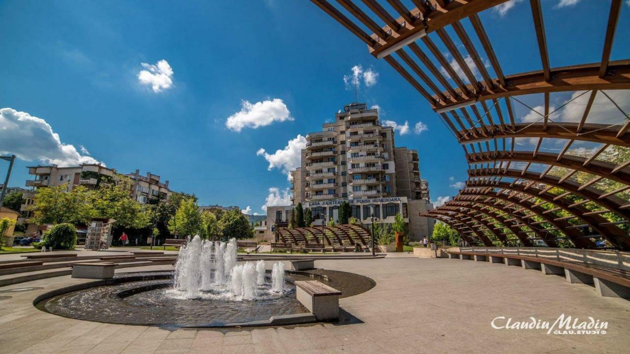 德瓦Apartament Sorina Maria公寓 外观 照片